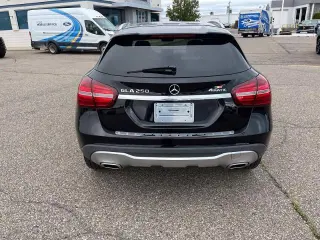 Mercedes-Benz GLA 2019 AWD GLA 250 4MATIC 4dr SUV