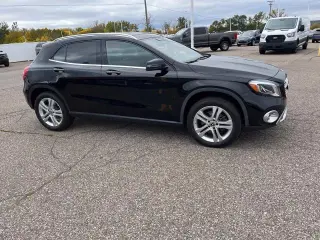 Mercedes-Benz GLA 2019 AWD GLA 250 4MATIC 4dr SUV
