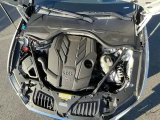 Audi A8 L 2019 AWD quattro 55 TFSI 4dr Sedán