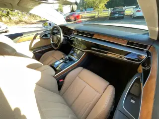 Audi A8 L 2019 AWD quattro 55 TFSI 4dr Sedán