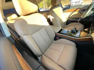 Audi A8 L 2019 AWD quattro 55 TFSI 4dr Sedán