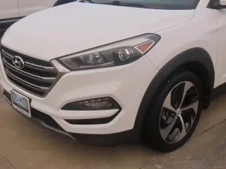 Hyundai TUCSON 2016 Limited 4 SUV
