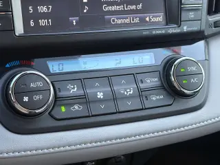 Toyota RAV4 Híbrido 2018 AWD XLE SUV 4 puertas