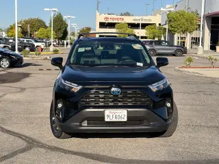 Toyota RAV4 Híbrido 2024 AWD XLE Premium 4dr SUV