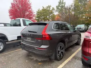 Volvo XC60 2022 AWD B5 Momentum 4dr SUV