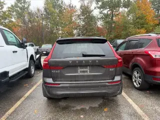 Volvo XC60 2022 AWD B5 Momentum 4dr SUV