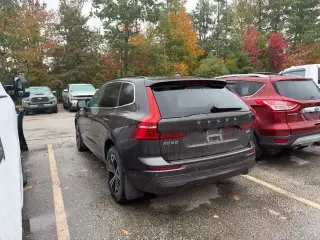 Volvo XC60 2022 AWD B5 Momentum 4dr SUV