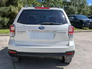Subaru Forester 2018 con tracción en las cuatro ruedas 2.5i 4dr Wagon CVT