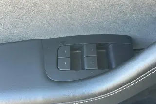 Tesla Model Y 2024 AWD Long Range 4dr Crossover