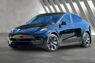 Tesla Model Y 2023 AWD Long Range 4dr Crossover