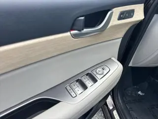 Hyundai VENUE 2026 SEL 4dr Crossover