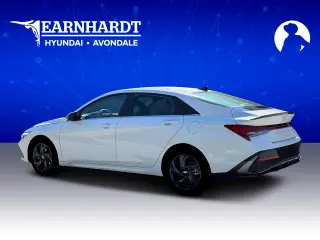 Hyundai ELANTRA 2026 SEL Sport Premium 4dr Sedán