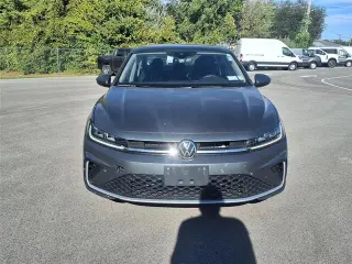 Volkswagen Jetta 2025 SE 4dr Sedán
