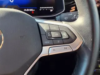 Volkswagen Jetta 2025 SE 4dr Sedán
