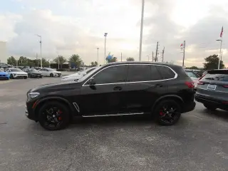 BMW X5 2021 sDrive40i 4dr Vehículo Deportivo de Actividad