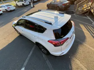 Toyota RAV4 2018 XLE 4 SUV