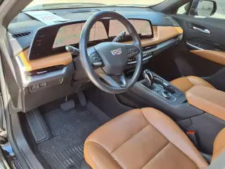 Cadillac XT4 2024 Premium Luxury 4dr Crossover