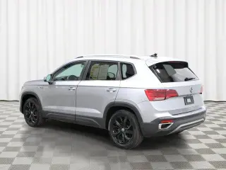 Volkswagen Taos 2023 AWD SE 4Motion 4dr SUV