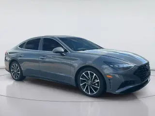 Hyundai SONATA 2023 Limited 4dr Sedán