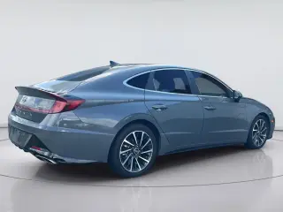 Hyundai SONATA 2023 Limited 4dr Sedán