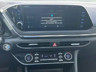 Hyundai SONATA 2023 Limited 4dr Sedán