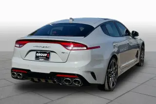 Kia Stinger 2022 GT1 4dr Sedán