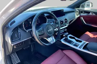 Kia Stinger 2022 GT1 4dr Sedán