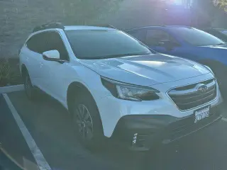 Subaru Outback 2022 AWD Premium 4dr Crossover
