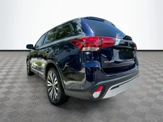 Mitsubishi Outlander 2020 SE 4dr SUV