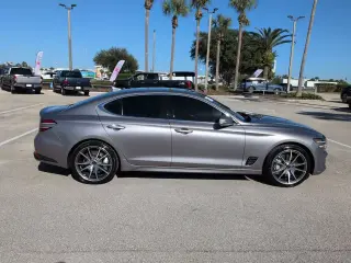 Genesis G70 2024 2.5T Estándar 4 tracciones Sedán