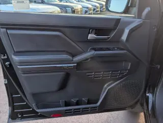 Toyota Tacoma 2025 4x4 SR5 4dr Double Cab 5.0 ft SB