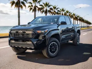 Toyota Tacoma 2025 4x4 SR5 4dr Double Cab 5.0 ft SB