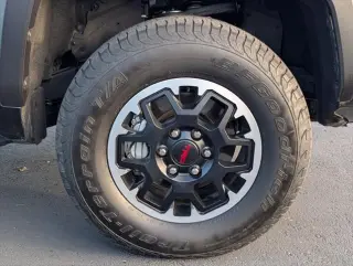 Toyota Tacoma 2025 4x4 SR5 4dr Double Cab 5.0 ft SB