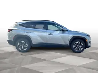 Hyundai TUCSON 2026 SEL 4dr SUV