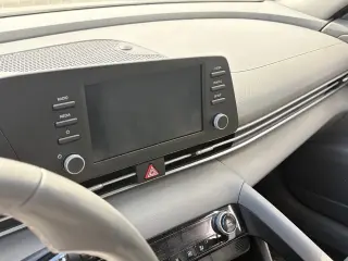 Hyundai ELANTRA 2025 SEL Sport 4dr Sedán