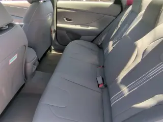 Hyundai ELANTRA 2025 SEL Sport 4dr Sedán