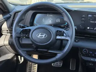 Hyundai ELANTRA 2025 SEL Sport 4dr Sedán