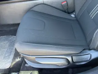 Hyundai ELANTRA 2025 SEL Sport 4dr Sedán