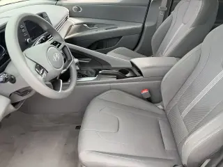 Hyundai ELANTRA 2024 SE 4dr Sedán