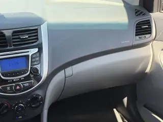 Hyundai ACCENT 2012 GLS 4dr Sedán