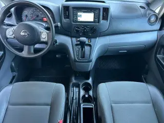 Nissan NV200 2015 S 4dr Cargo Mini-Van