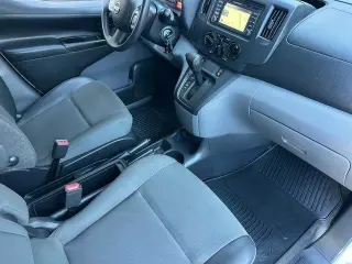 Nissan NV200 2015 S 4dr Cargo Mini-Van