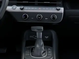 Hyundai KONA 2025 SE 4dr Crossover