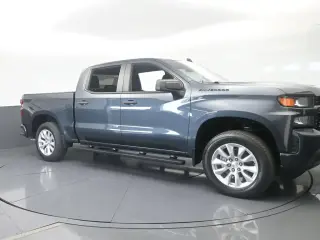 Chevrolet Silverado 1500 Limited 2022 4x2 Custom 4dr Crew Cab 5.8 ft. SB