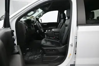 Chevrolet Silverado 1500 2024 4x2 Custom 4dr Crew Cab 5.8 ft. SB