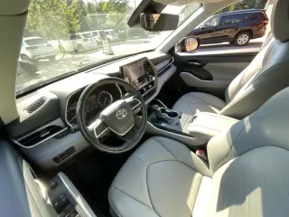 Toyota Highlander 2024 AWD XLE 4dr SUV