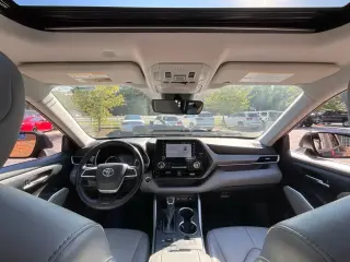 Toyota Highlander 2024 AWD XLE 4dr SUV