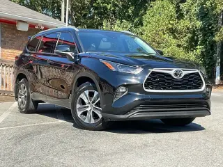 Toyota Highlander 2024 AWD XLE 4dr SUV