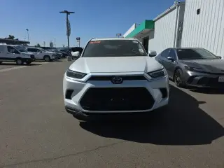 Toyota Grand Highlander 2025 XLE 4dr SUV
