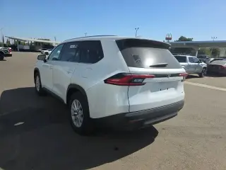 Toyota Grand Highlander 2025 XLE 4dr SUV
